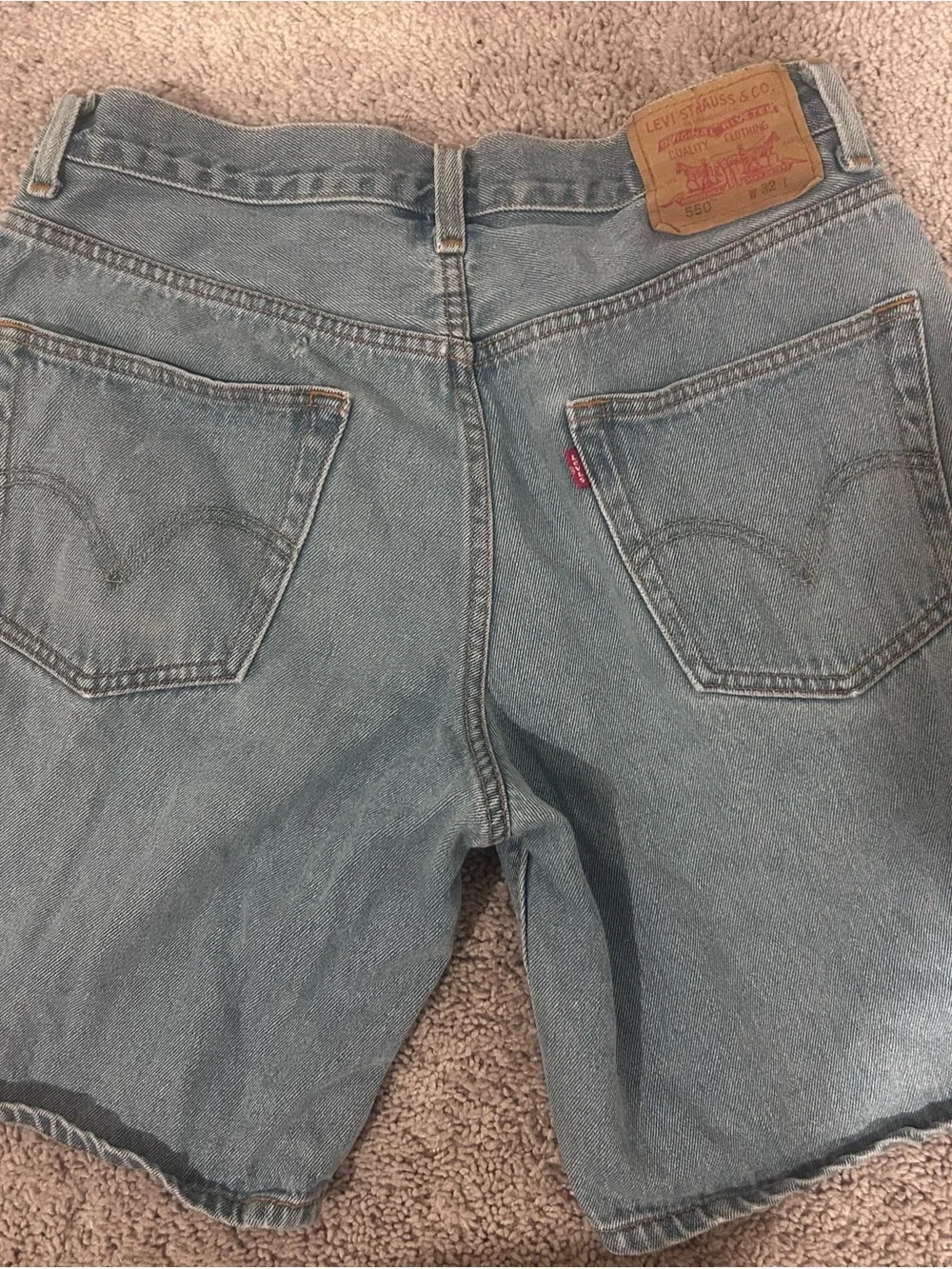 Levi’s relaxed fit 550 denim jort short y2k mens size 32